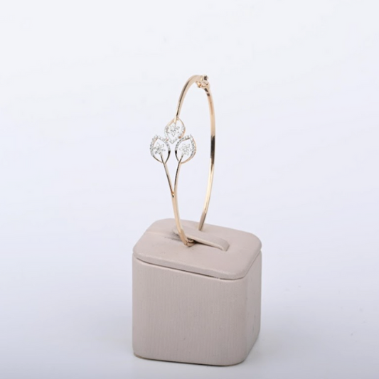 Opulent Glow Cuff